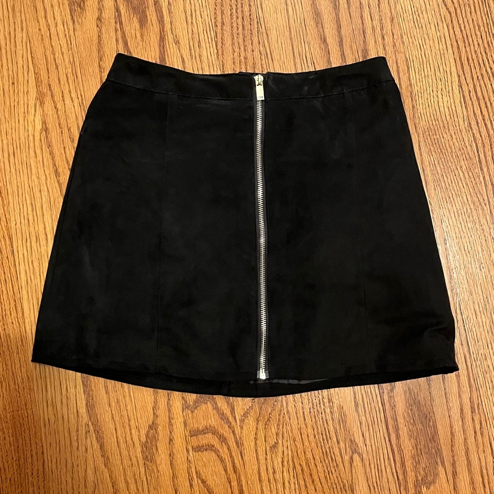 HM Black Suede mini skirt with gold zipper - never worn